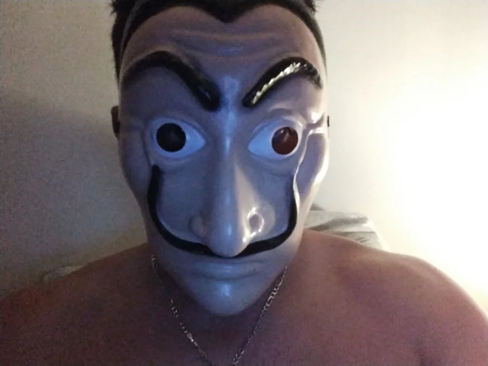 ssima1's Offline Chat Room