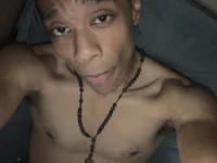 Yaboijoe33 webcam