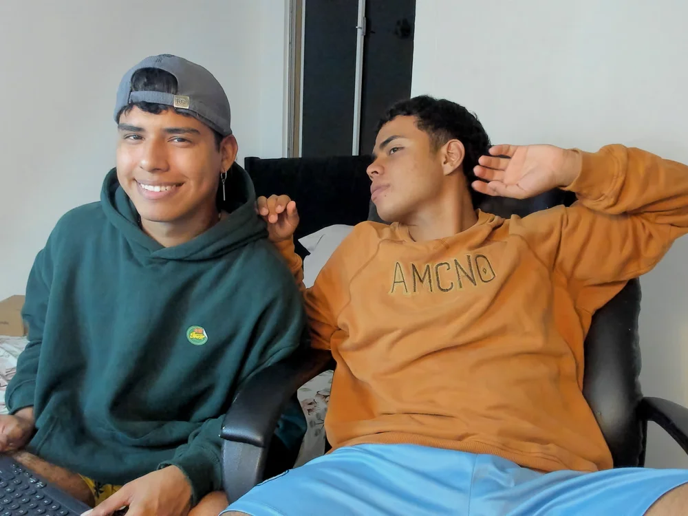 samu_and_edwar offline chatrum