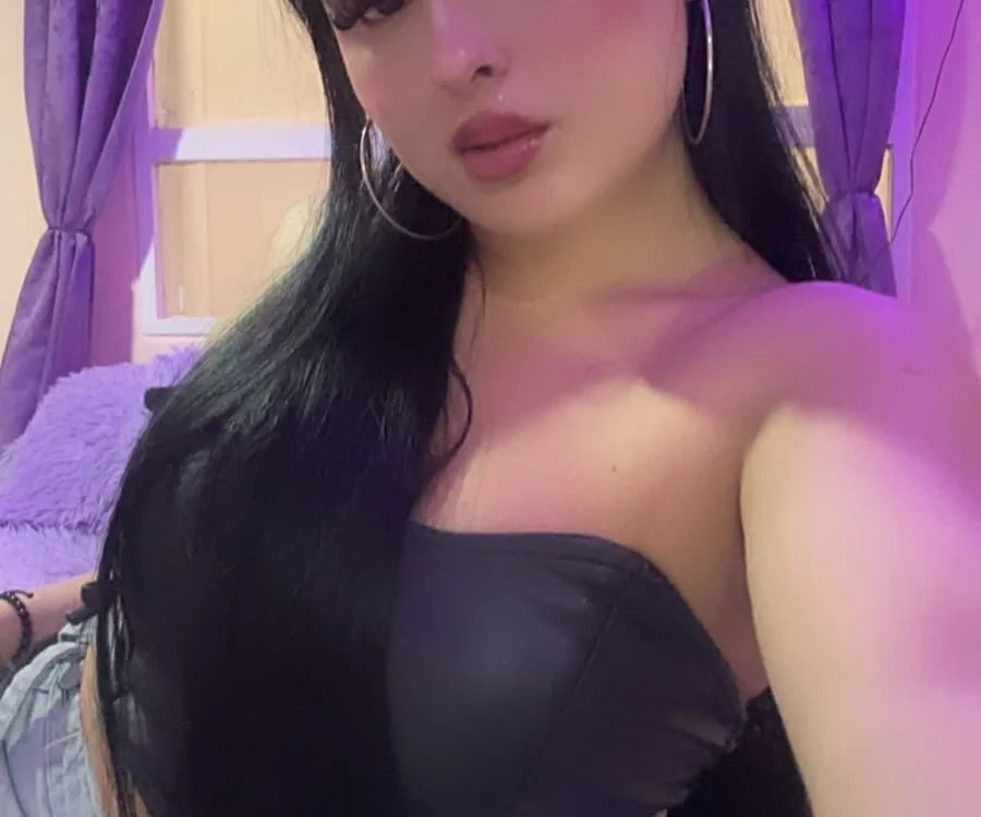 Charlottee__Evanss_'s Offline Chat Room