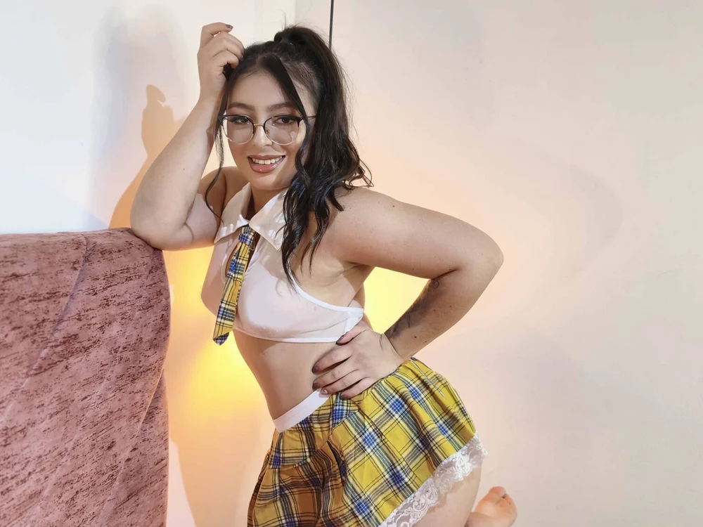 MiaWils_n Offline XXX chat