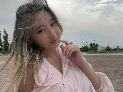 CloudyClamber - Girl 