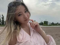 CloudyClamber's webcam live show