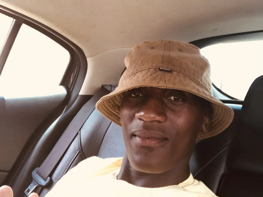 bhebha_ Offline Chatraum