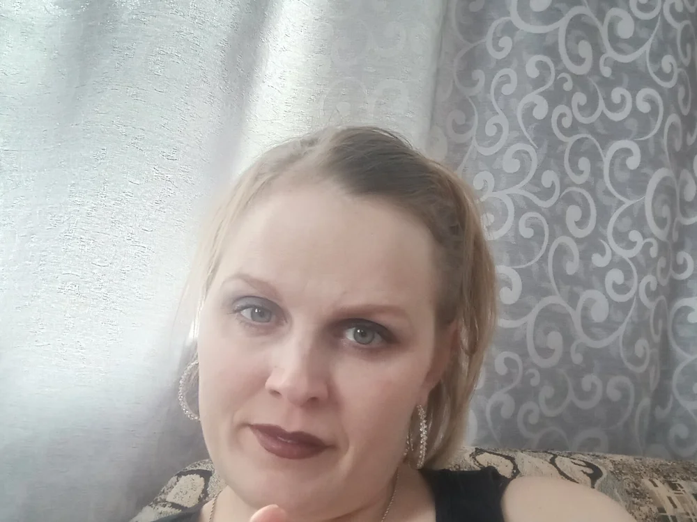 Irma_desinger's Offline Chat Room