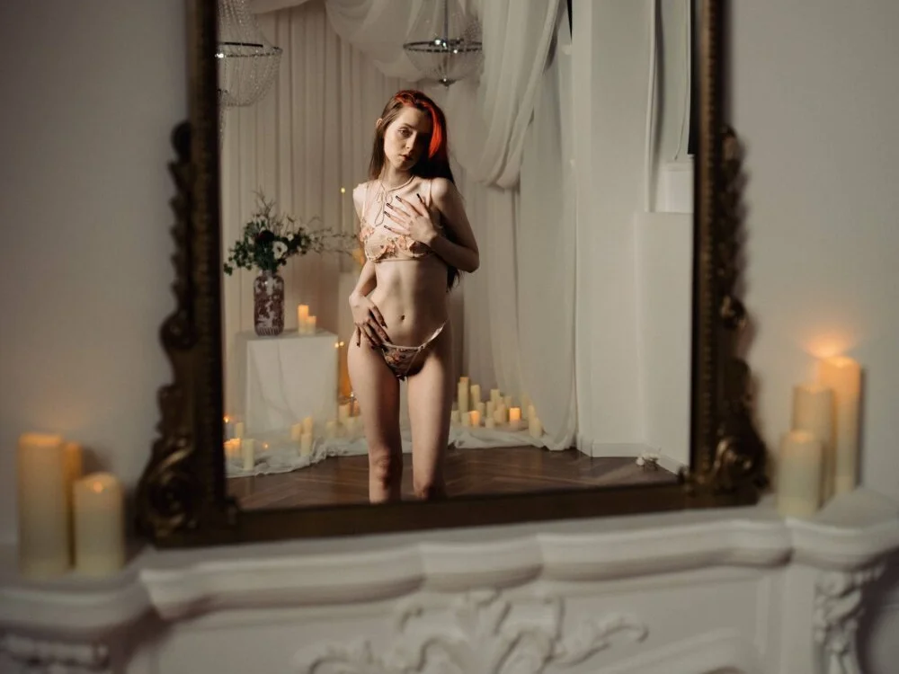 Orianna_Kokkinos Offline XXX-Chat