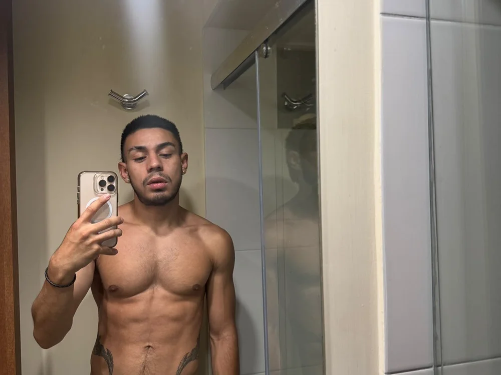 Офлайн-чат XXX Taylor_DiamondBoy