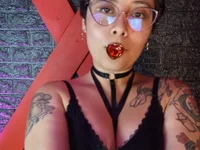 Juliexxxxtasy – Naživo XXX chat