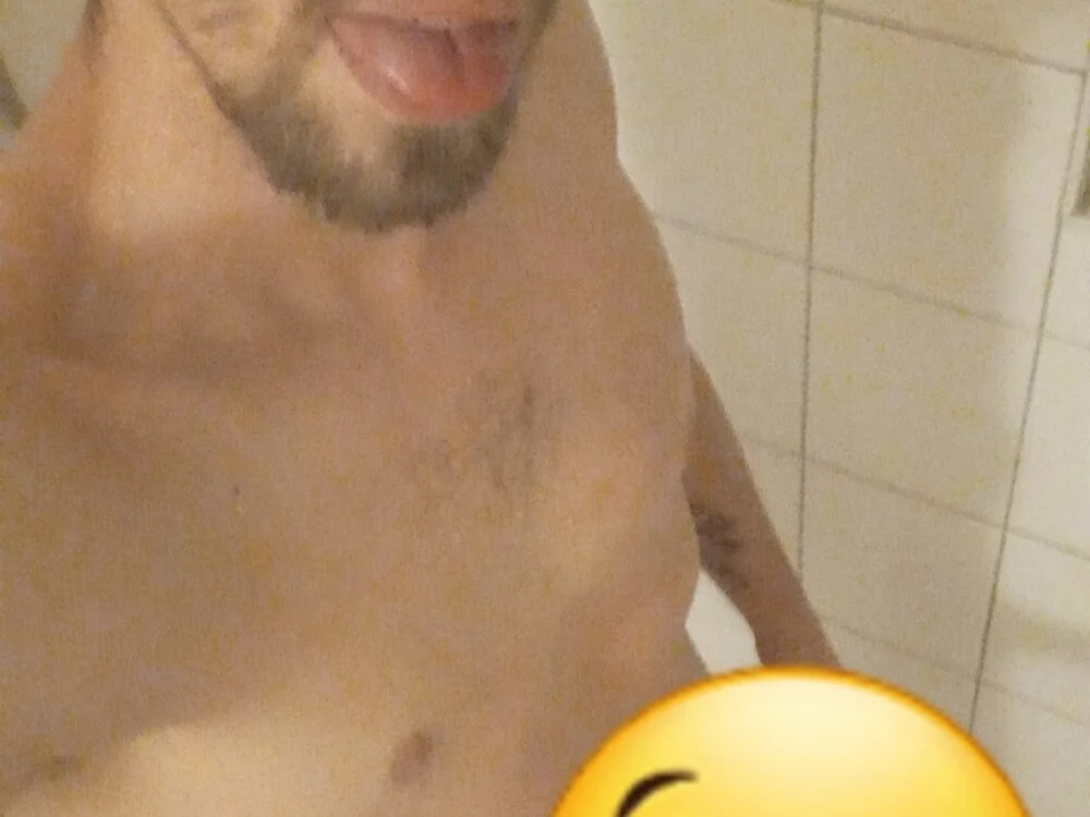 دردشة Matuboy1996 الجنسية دون اتصال