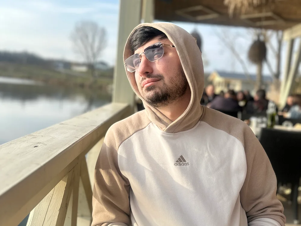 mihaimay2n Offline XXX chat