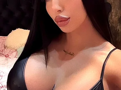 Bamby_X on StripChat