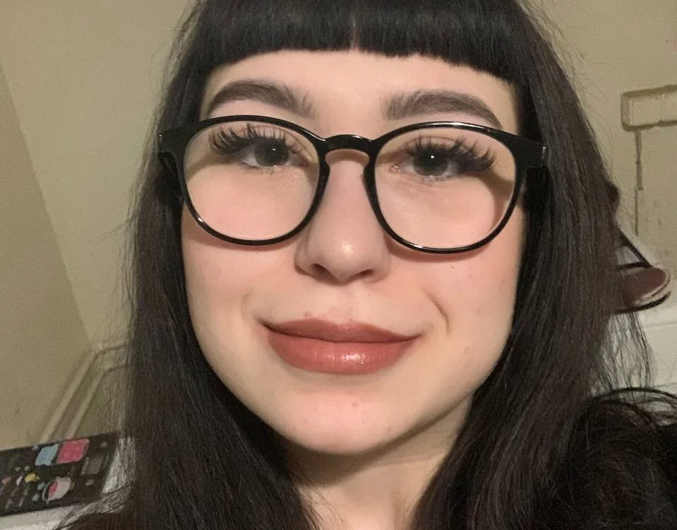 AshleyCarvell offline chatrum