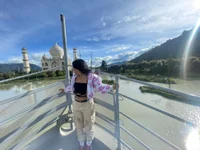 Модель hot_love_story