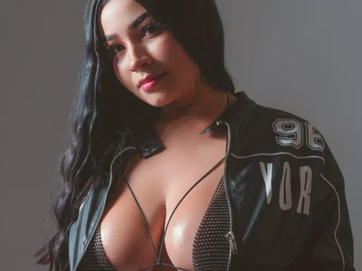 LunaBaker-1 webcam livesex profile in colombia cams