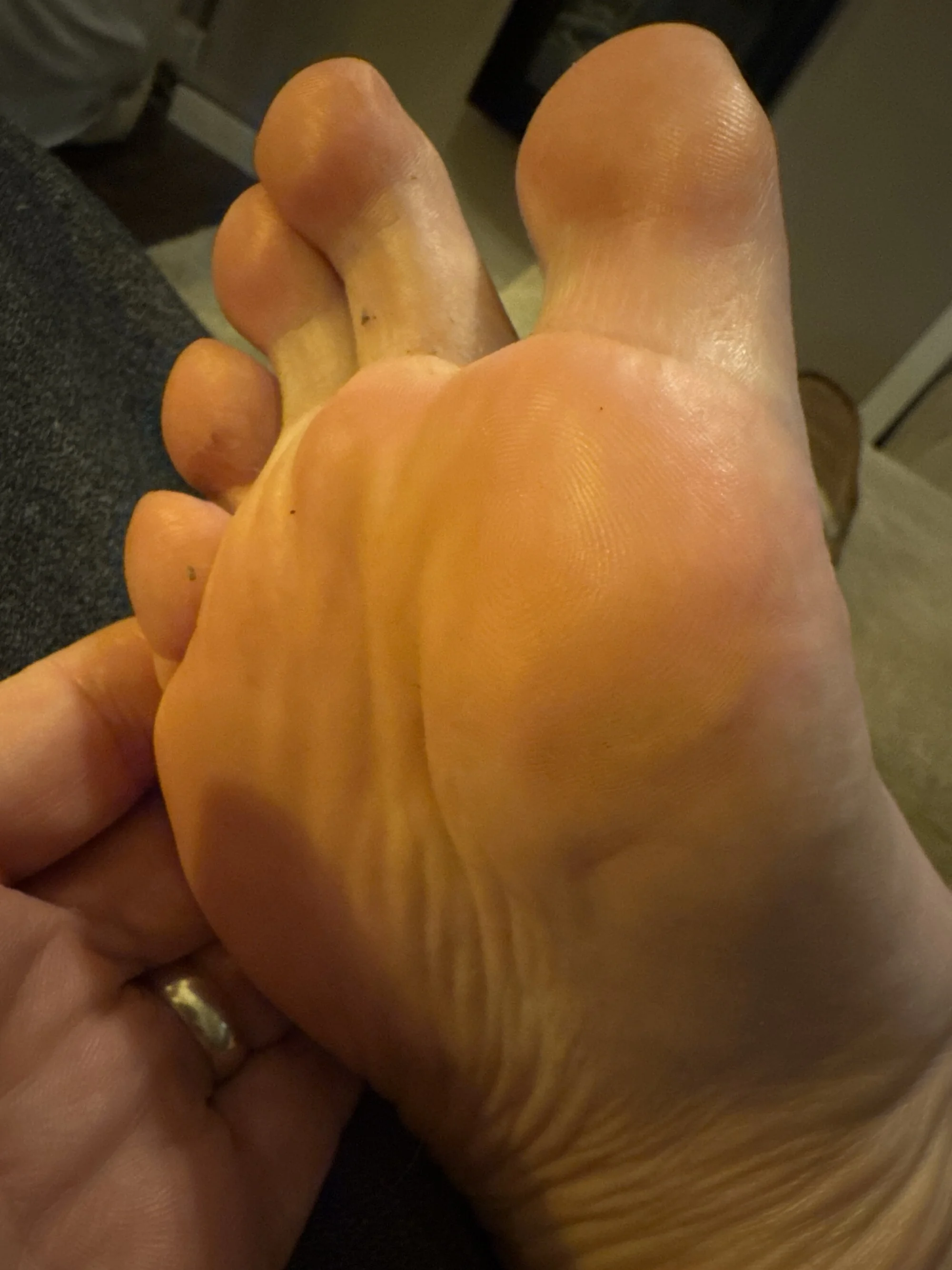 Feettlover69