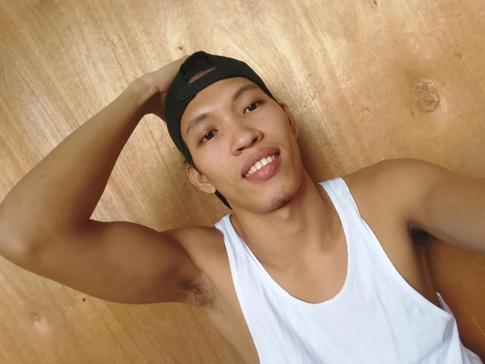 Hot_james09 Chat XXX Ngoại tuyến