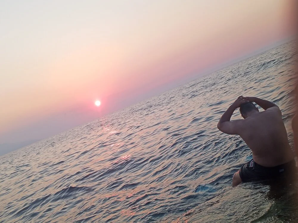 midourombo: офлайн-секс-чат