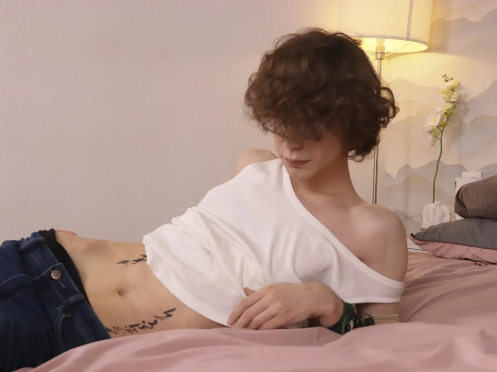 دردشة LeoBensyten الجنسية دون اتصال