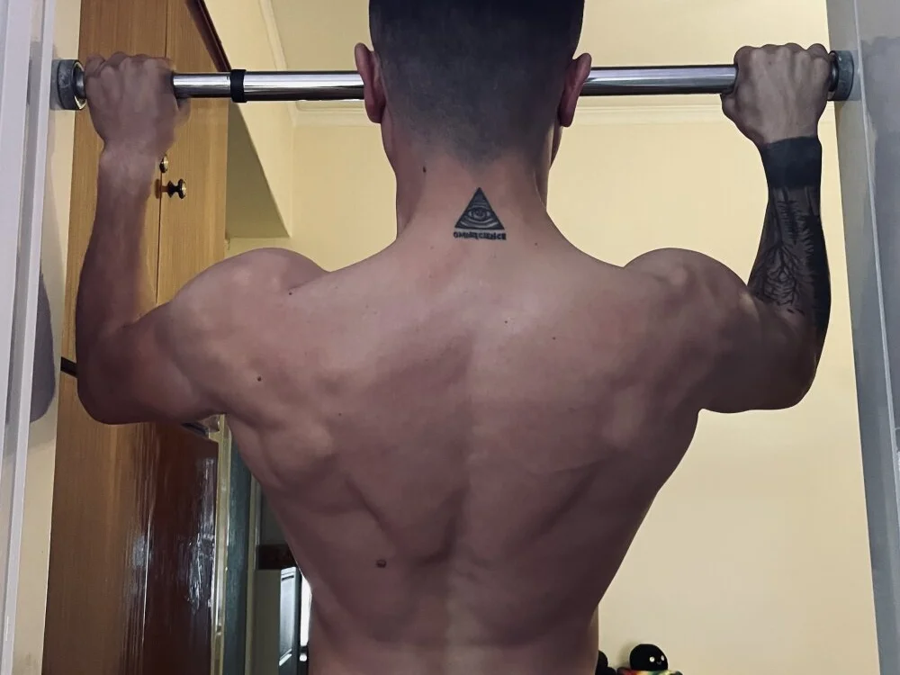 ChrisBig69's Offline XXX Chat