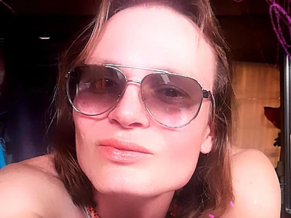 eliedatura offline XXX-chat