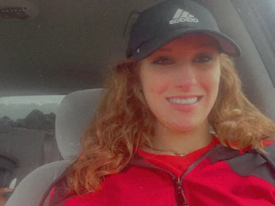 brunettebabexo3 profile