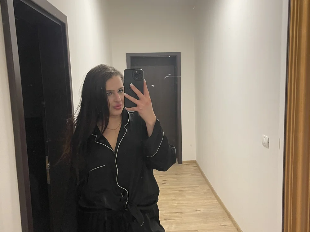 KamilaRousess offline chatrum