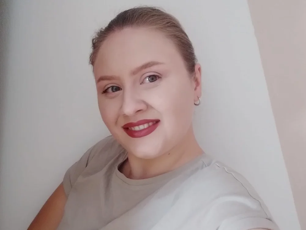 IrenneBates - Live Sex Cam