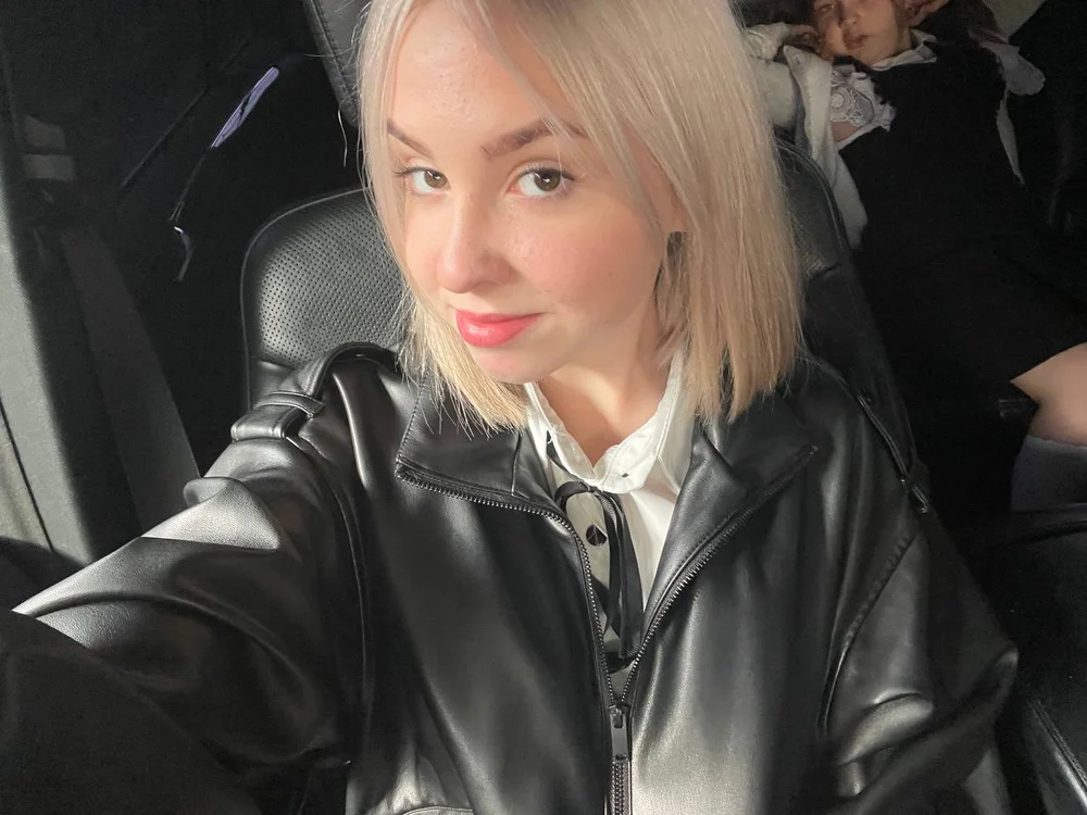 HelaineGlendenning's Offline XXX Chat