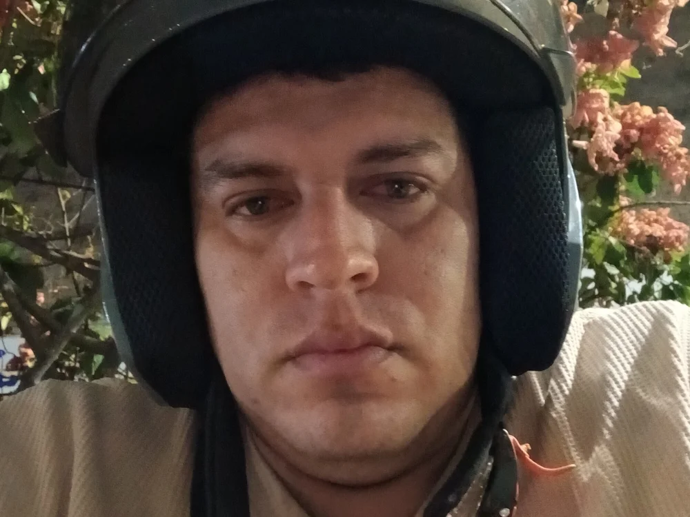 Migiel133's Offline Chat Room