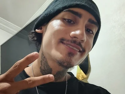 Chatroom XXX hors ligne de Mr_Strike