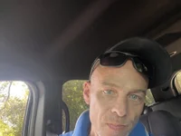 bedxddy00690's Offline Chat Room