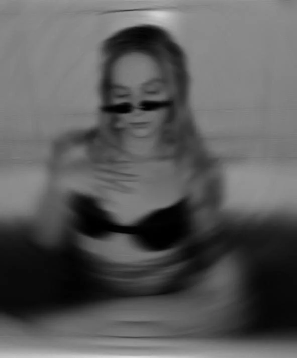 Mel11ssa's Offline Chat Room