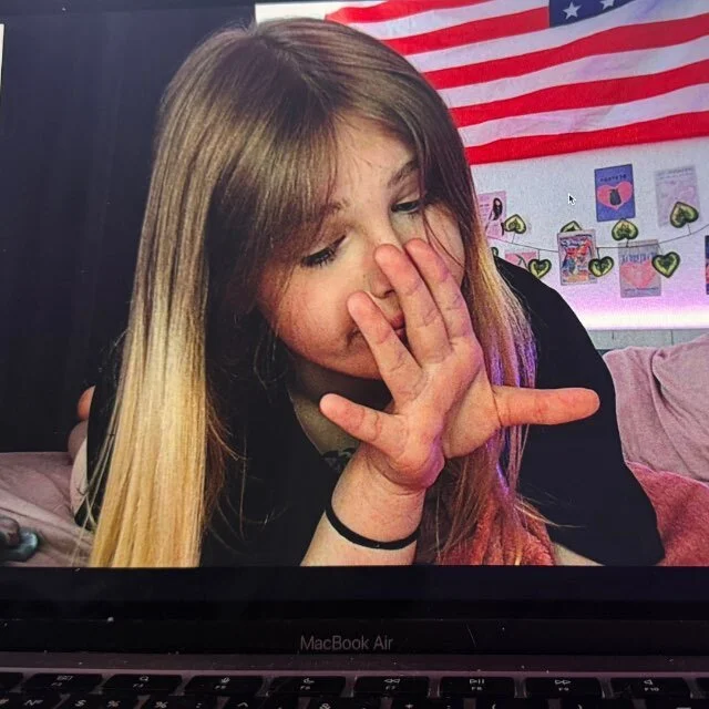 แชท XXX ออฟไลน์ของ myrzilka