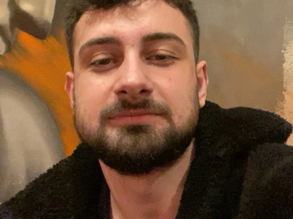 Hesaak's Offline Chat Room
