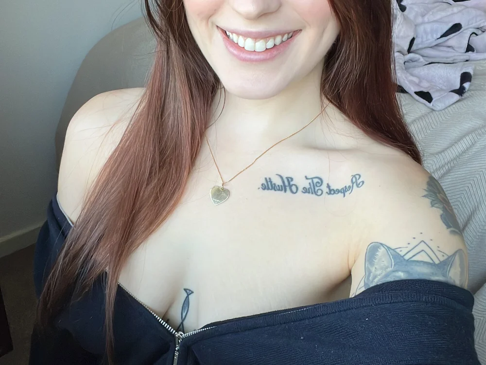 apple_kittii's Offline XXX Chat