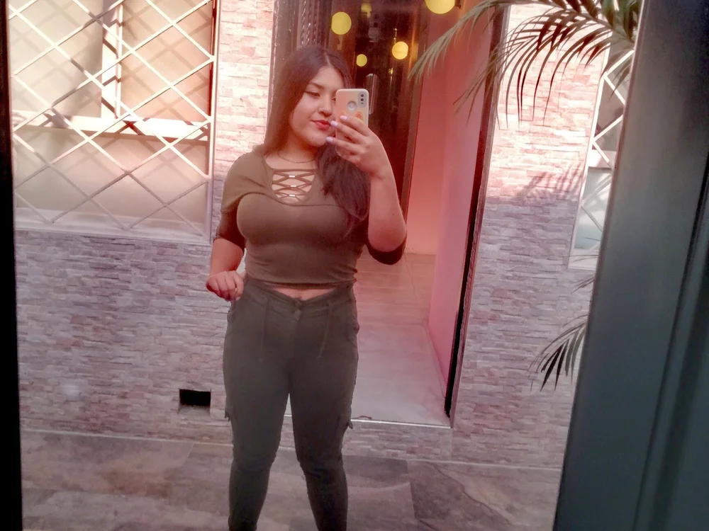 Emily_luxx offline chatrum