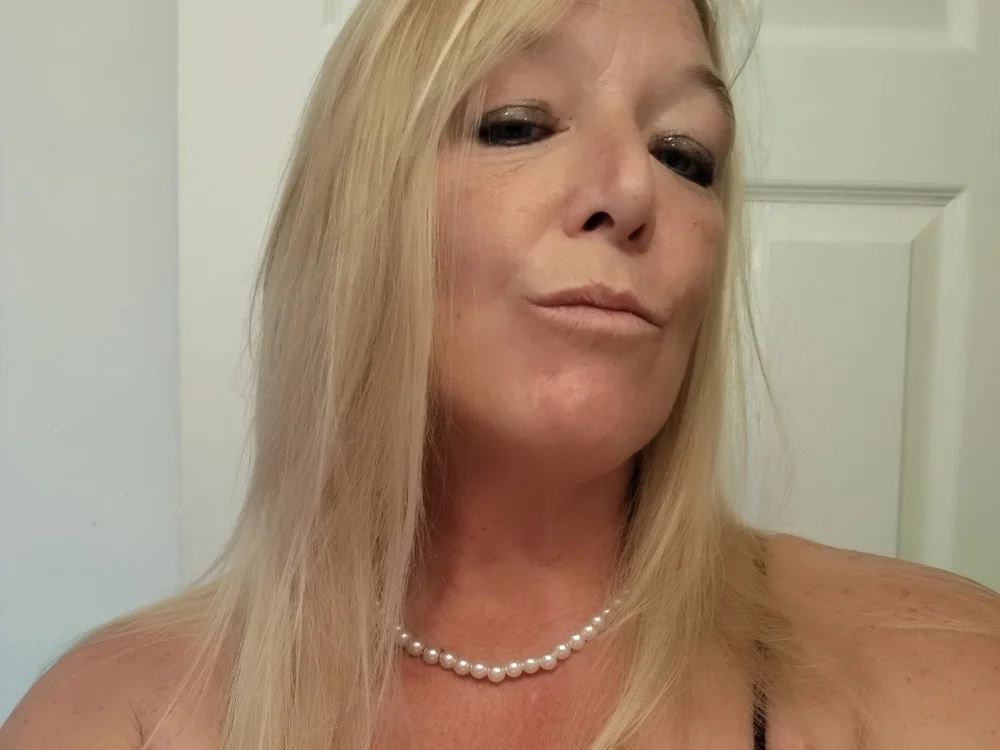 Czat XXX offline – Gretchen-1475