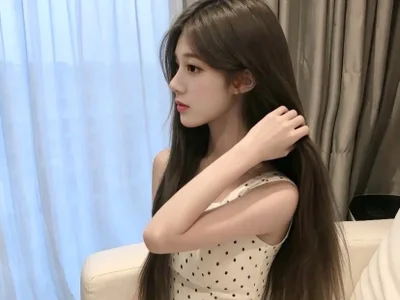 -Cinderella- Female Petite Live Webcam Porn