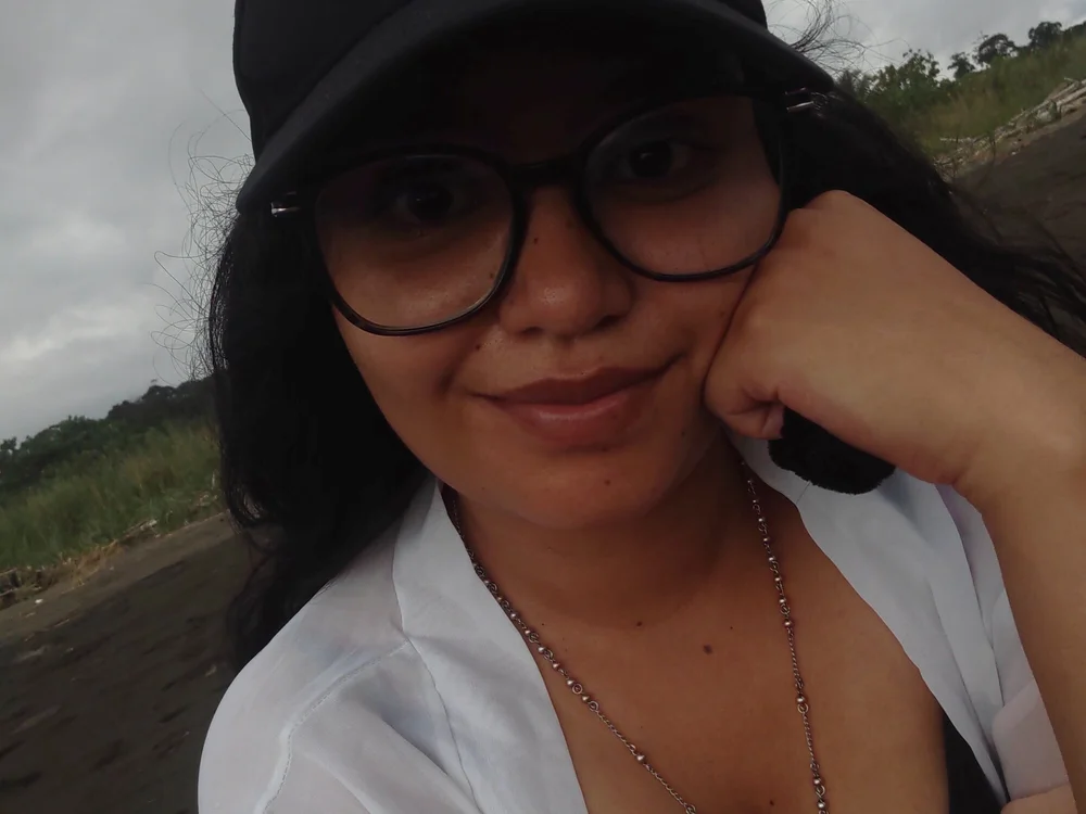 danna_d_moon's Offline XXX Chat