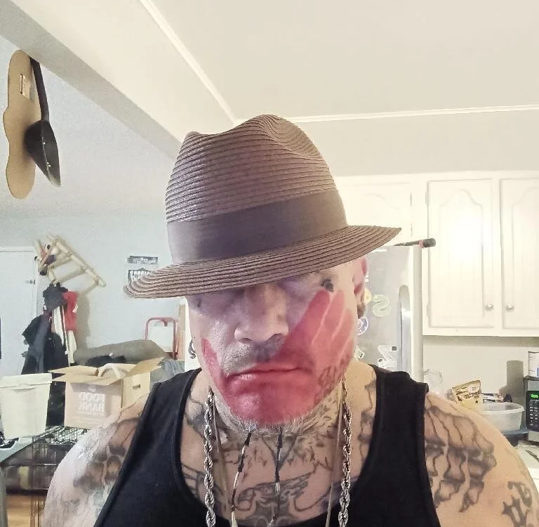 b_dogg104's Offline XXX Chat