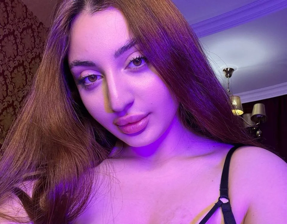 KeeleyAyres' Offline XXX Chat