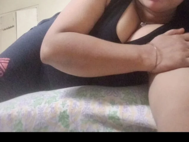 Hot-golu-girl-96 Obrolan XXX Offline