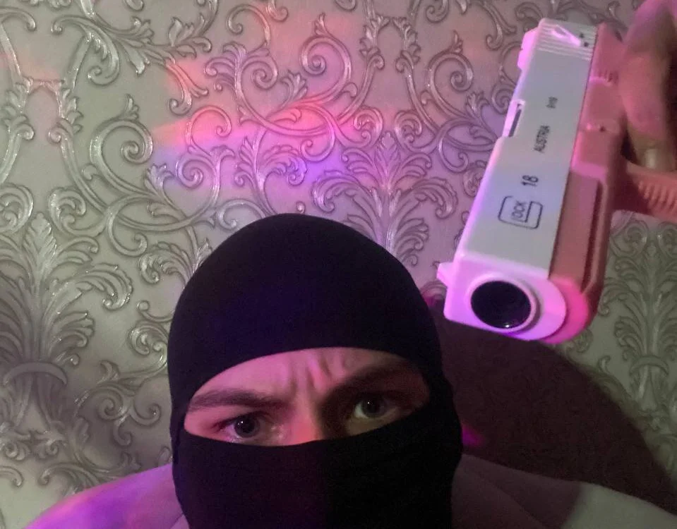 swupi69's Offline Chat Room