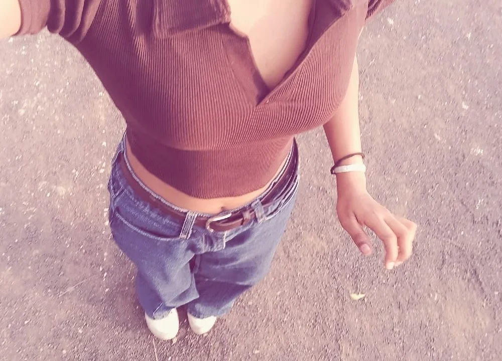 crazy_shruti অফলাইন XXX চ্যাট