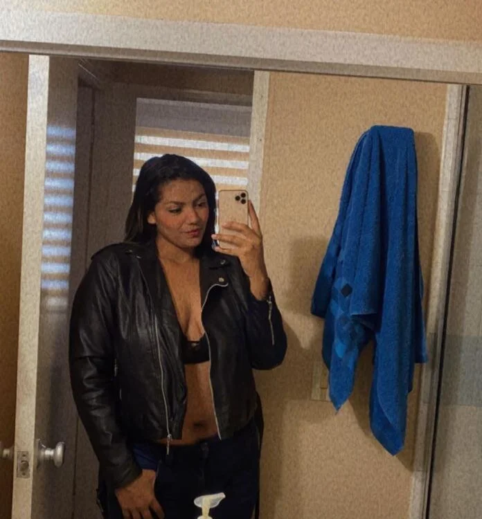 Shopia_martinez's Offline XXX Chat