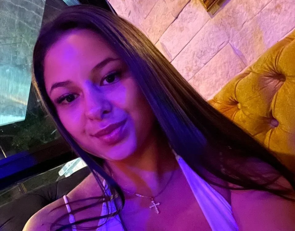 CharlotteTheWhite offline chatrum