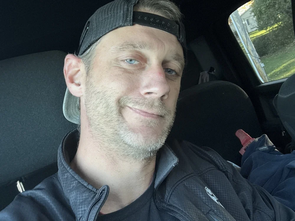 daddyb9271's Offline Chat Room