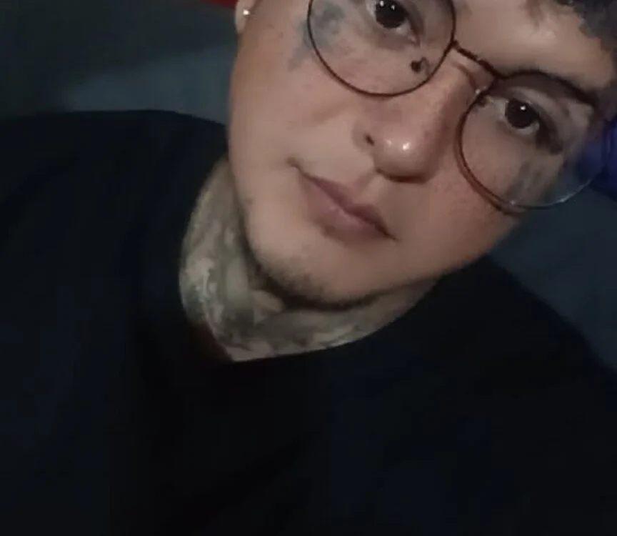 Leonardo_perez offline chatrum
