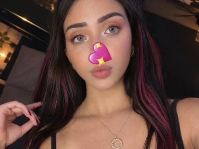 ---sophia--- on StripChat