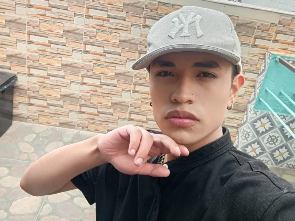 ห้องแชทออฟไลน์ของ Ian_Lucas_